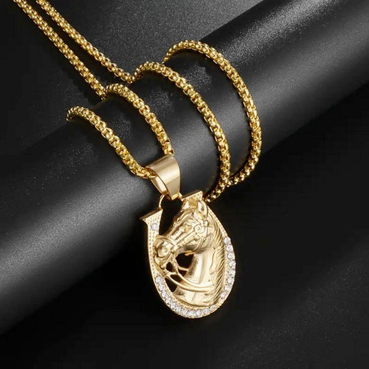 Exquisite Golden Horse Head Horseshoe Pendant Necklace With CZs