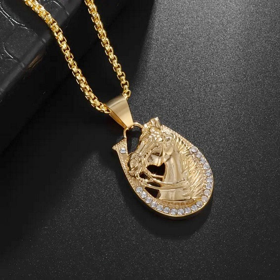 Exquisite Golden Horse Head Horseshoe Pendant Necklace With CZs