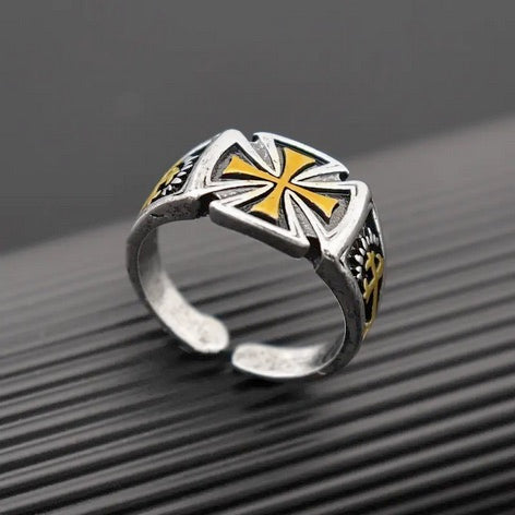 Men's Vintage Two Tone Knight Templar Cross Ring