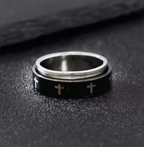Spinner Cross Ring