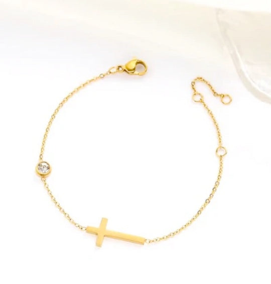 Elegant Gold Double Layered Three Cross Necklace And Bracelet Set