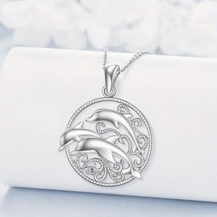 Exquisite And Sparkling Ocean Style Three Dolphin & Pendant Necklace