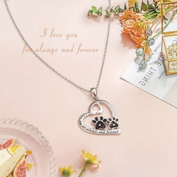 Exquisite Elegant Sparkling Rhinestone Heart Shape Pet Dog Paw Necklace